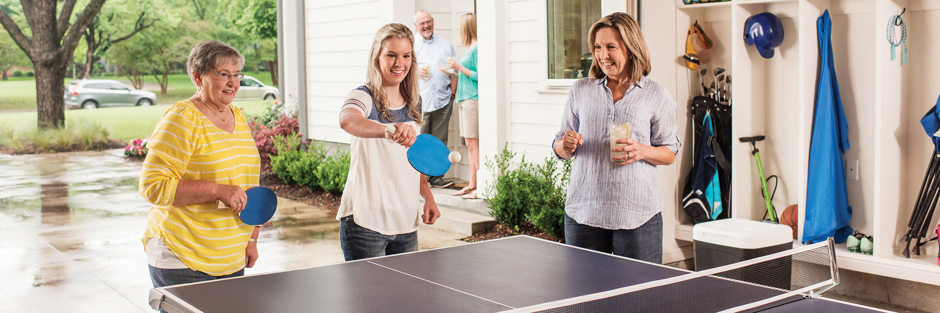 Family playing ping pong