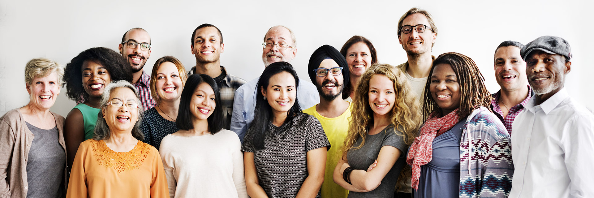 Large multicultural diverse group 