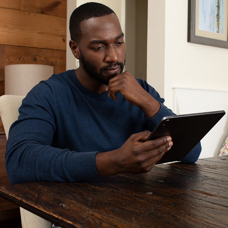 Man using tablet