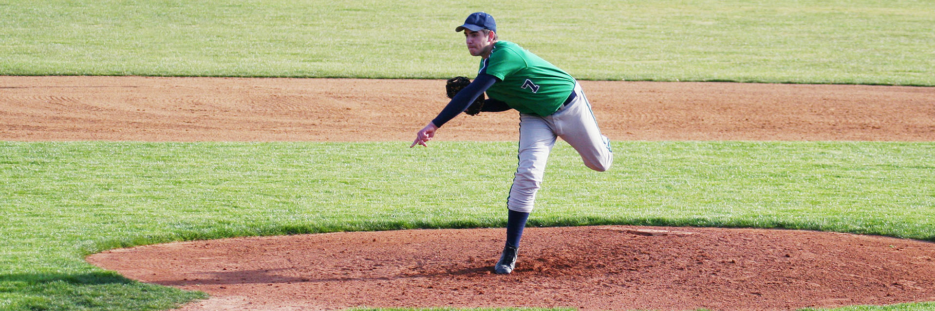 Pitcher throwing a baseball 