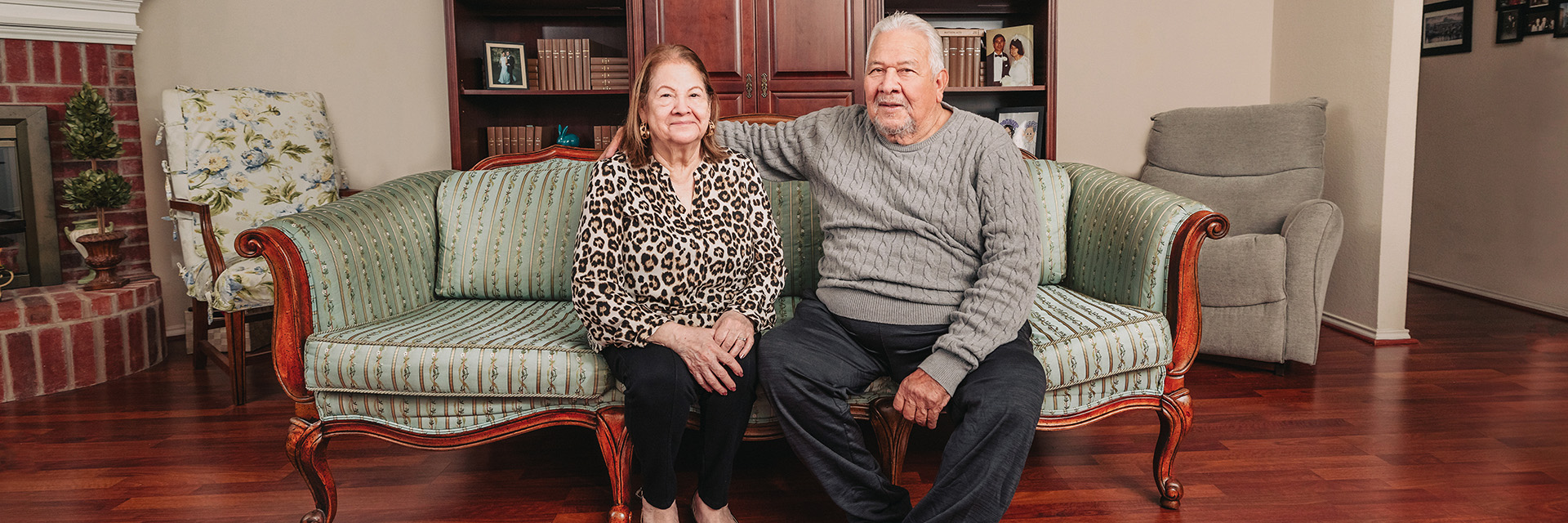 Noe Vasquez with sister