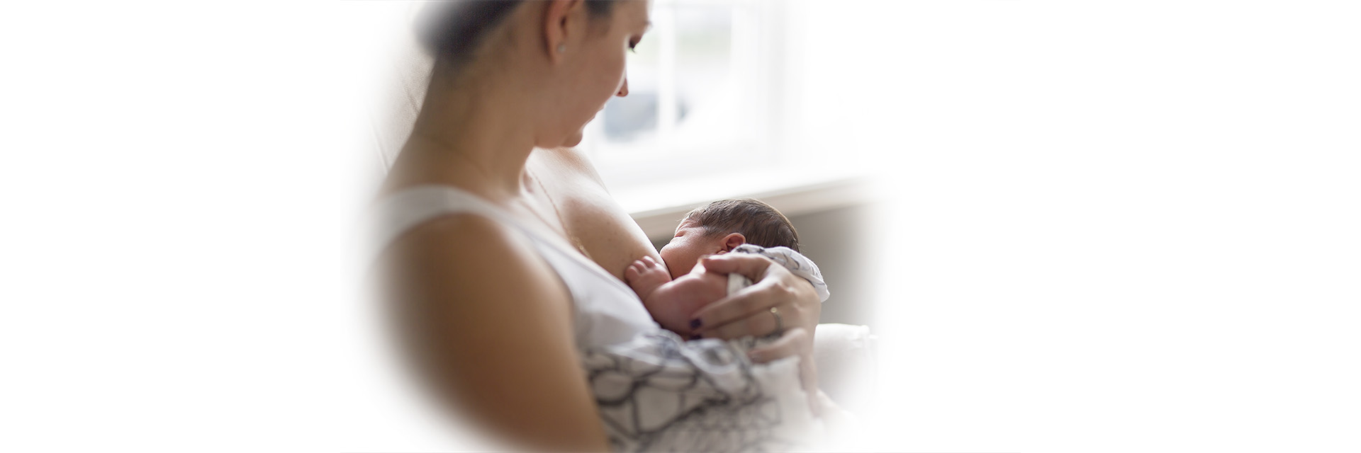 Breasts Leaking: Tips & Advice For New Mums