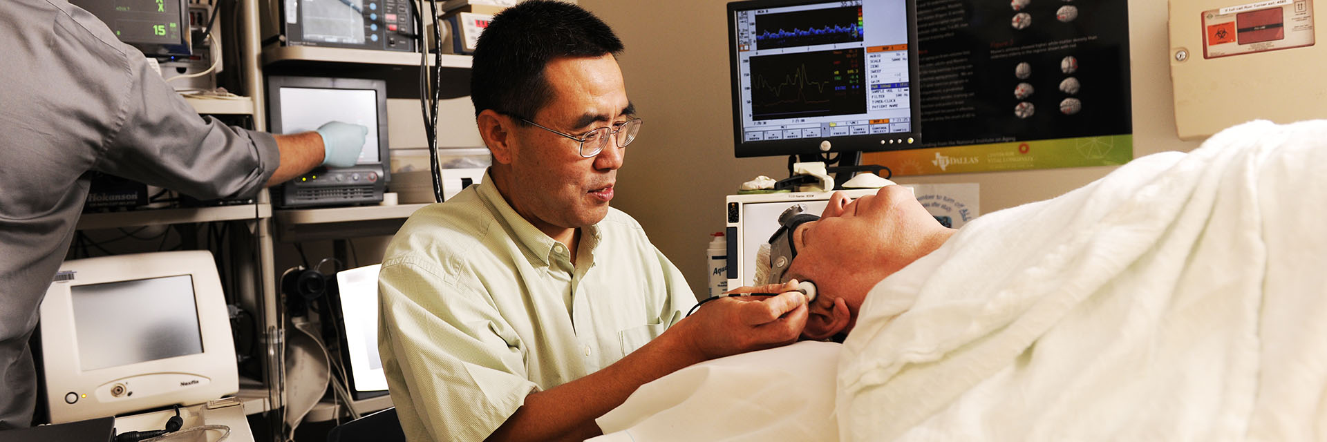 Rong Zhang, Cerebrovascular Lab